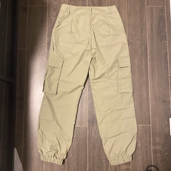 cargo pants - Picture 2 of 2